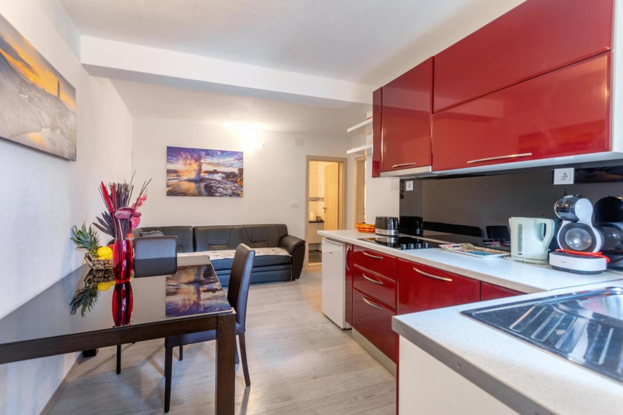 Apartments Ante Хвар Екстер'єр фото