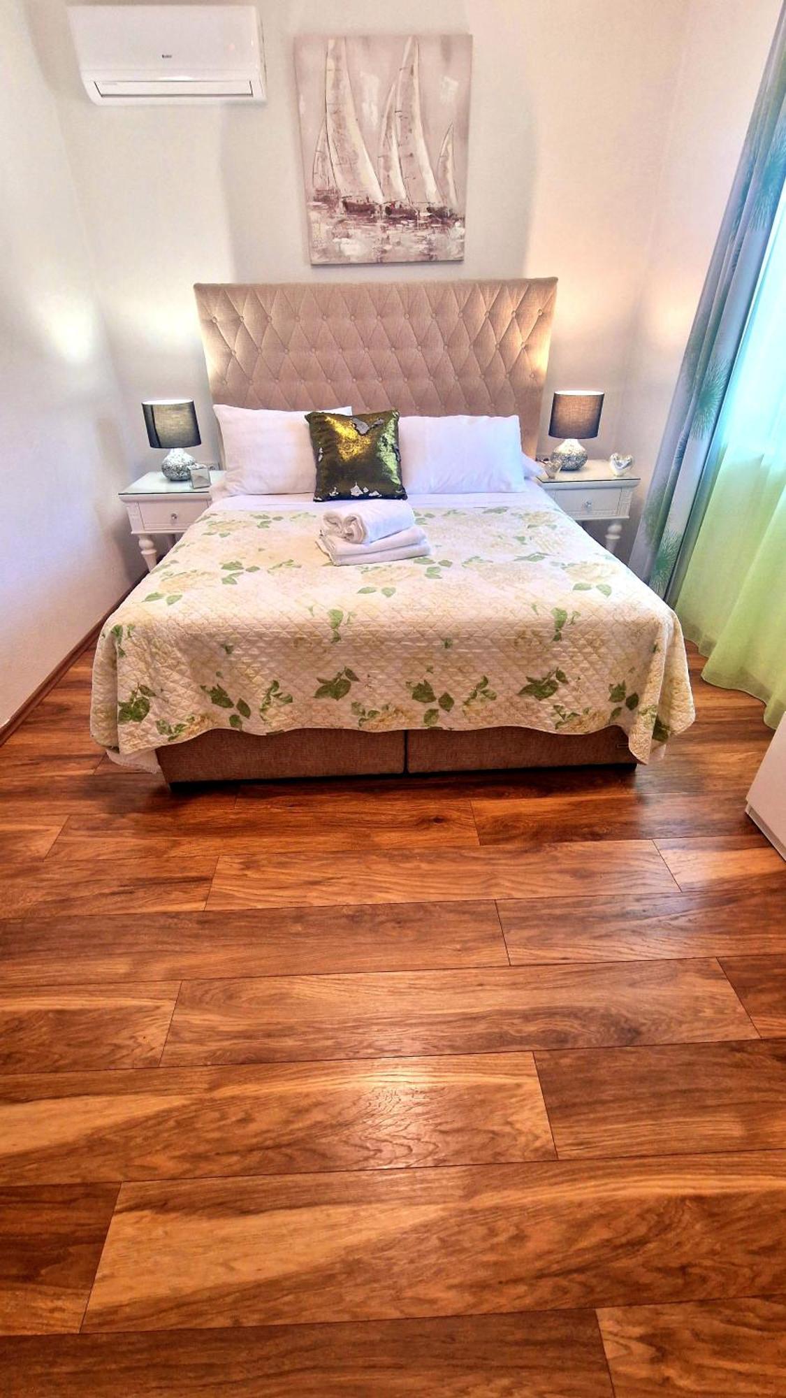 Apartments Ante Хвар Екстер'єр фото
