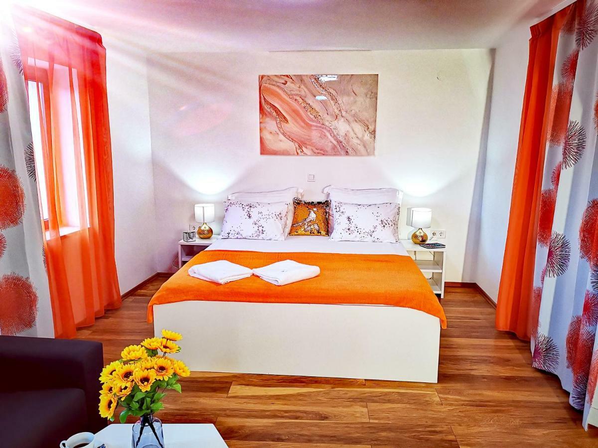 Apartments Ante Хвар Екстер'єр фото